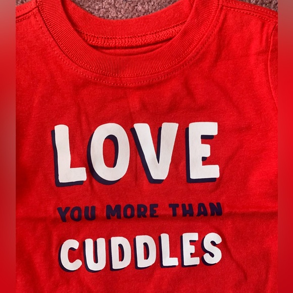 Baby Carter’s Red Unisex Onesie - Love You More Than Cuddles - Size 18M - NWT - Picture 2 of 3